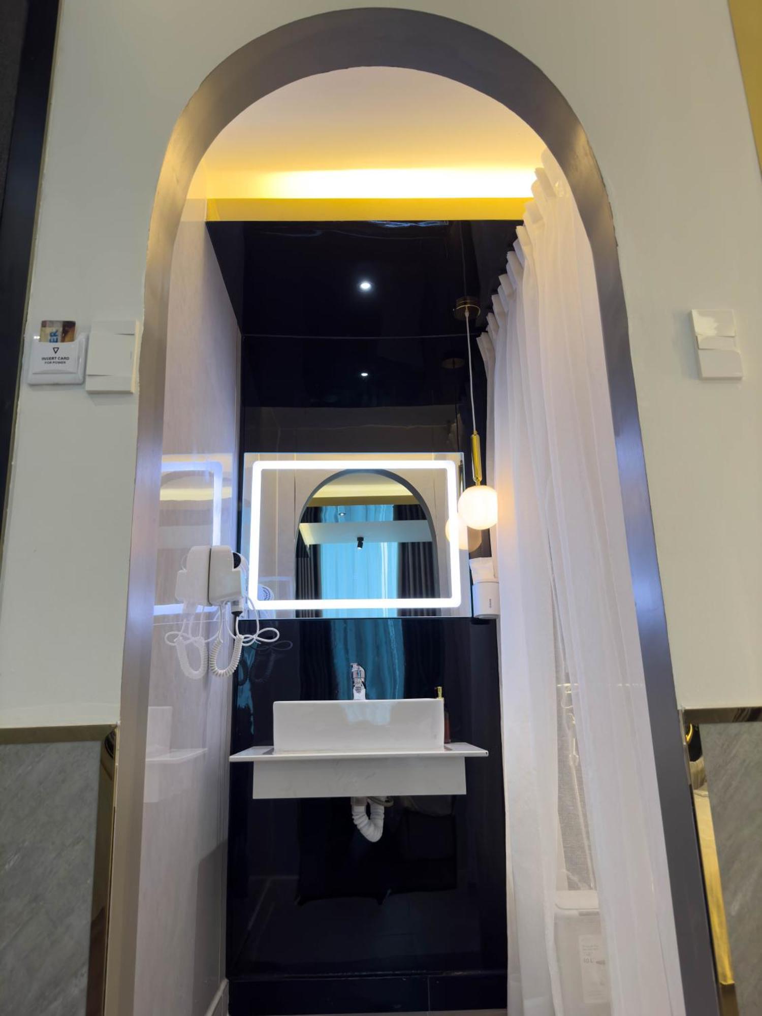 M&H Hotel Ho Chi Minh City Bagian luar foto