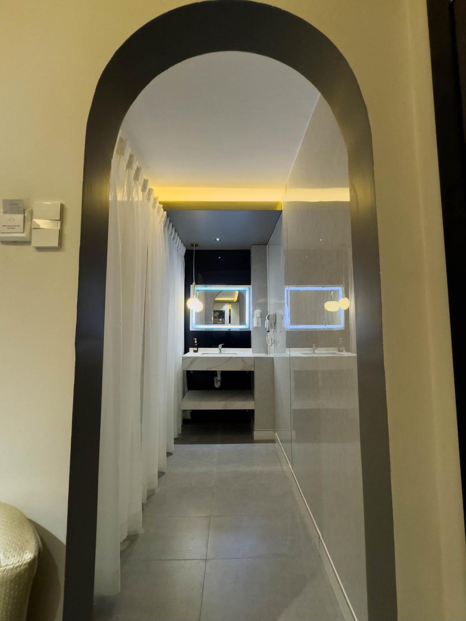 M&H Hotel Ho Chi Minh City Bagian luar foto