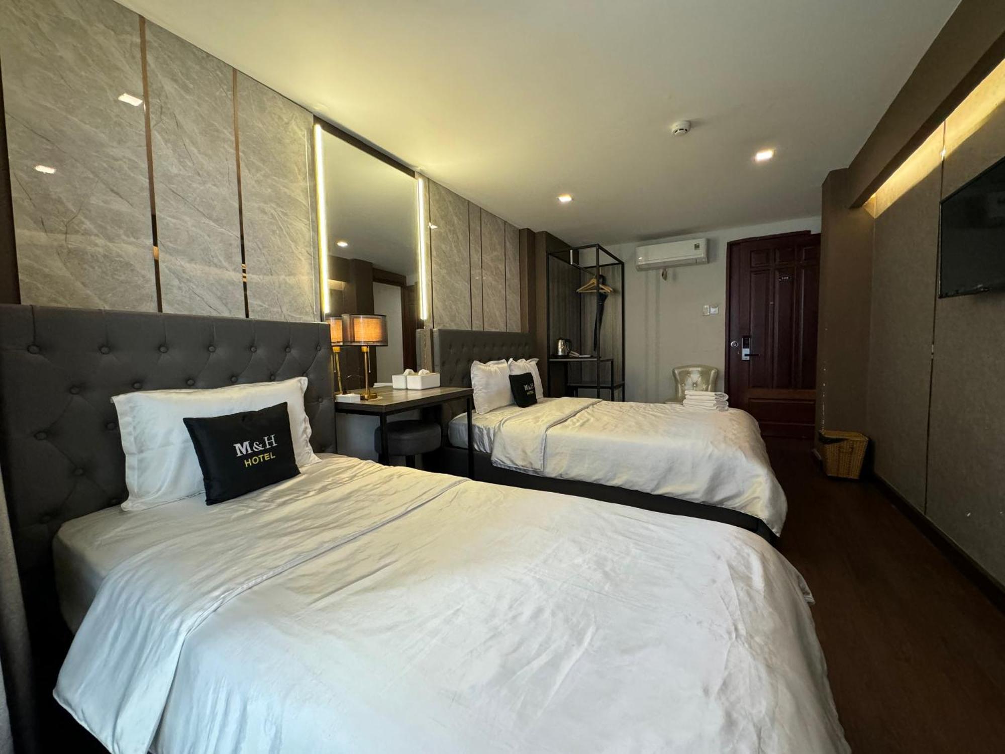 M&H Hotel Ho Chi Minh City Bagian luar foto