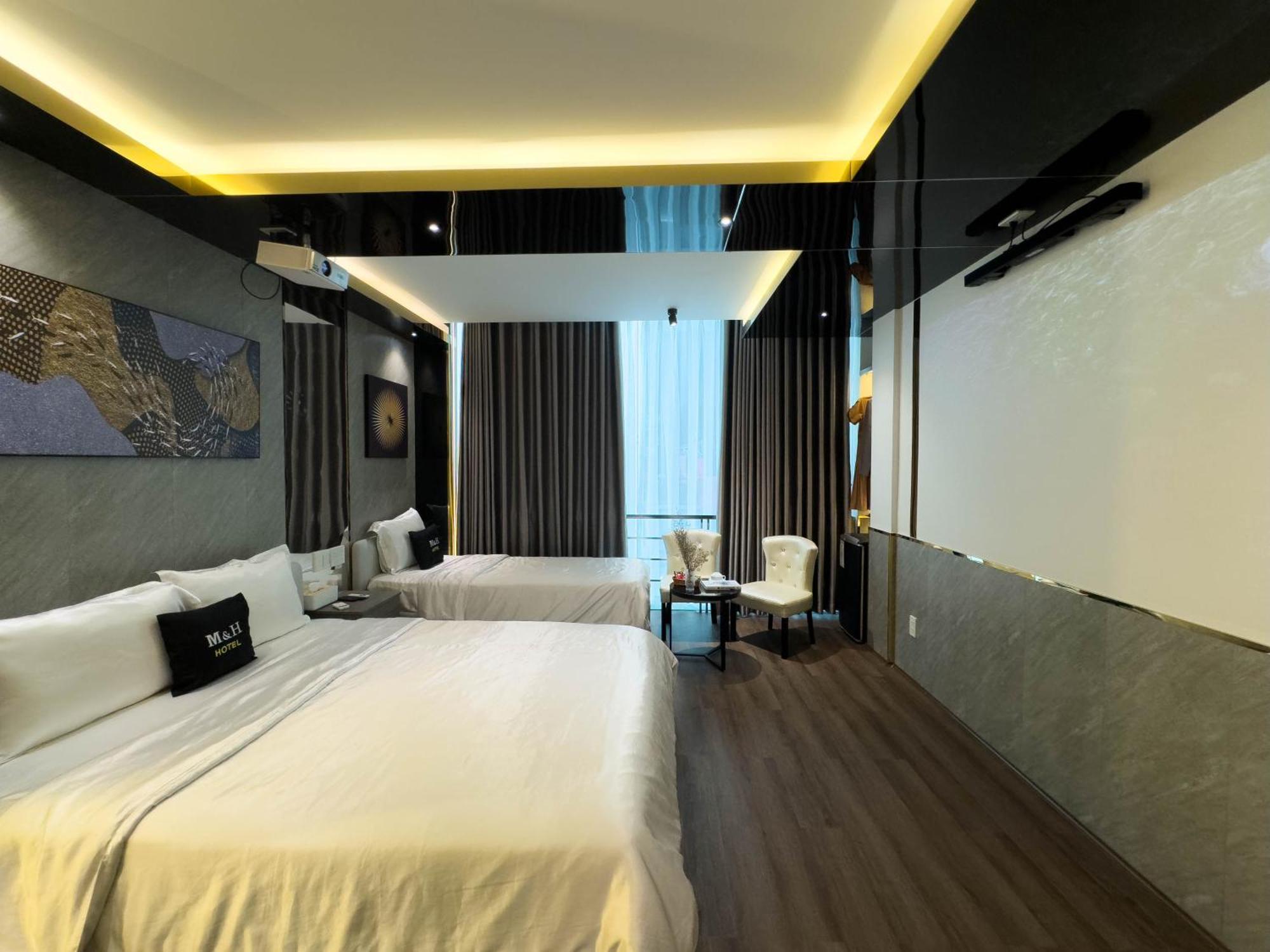 M&H Hotel Ho Chi Minh City Bagian luar foto