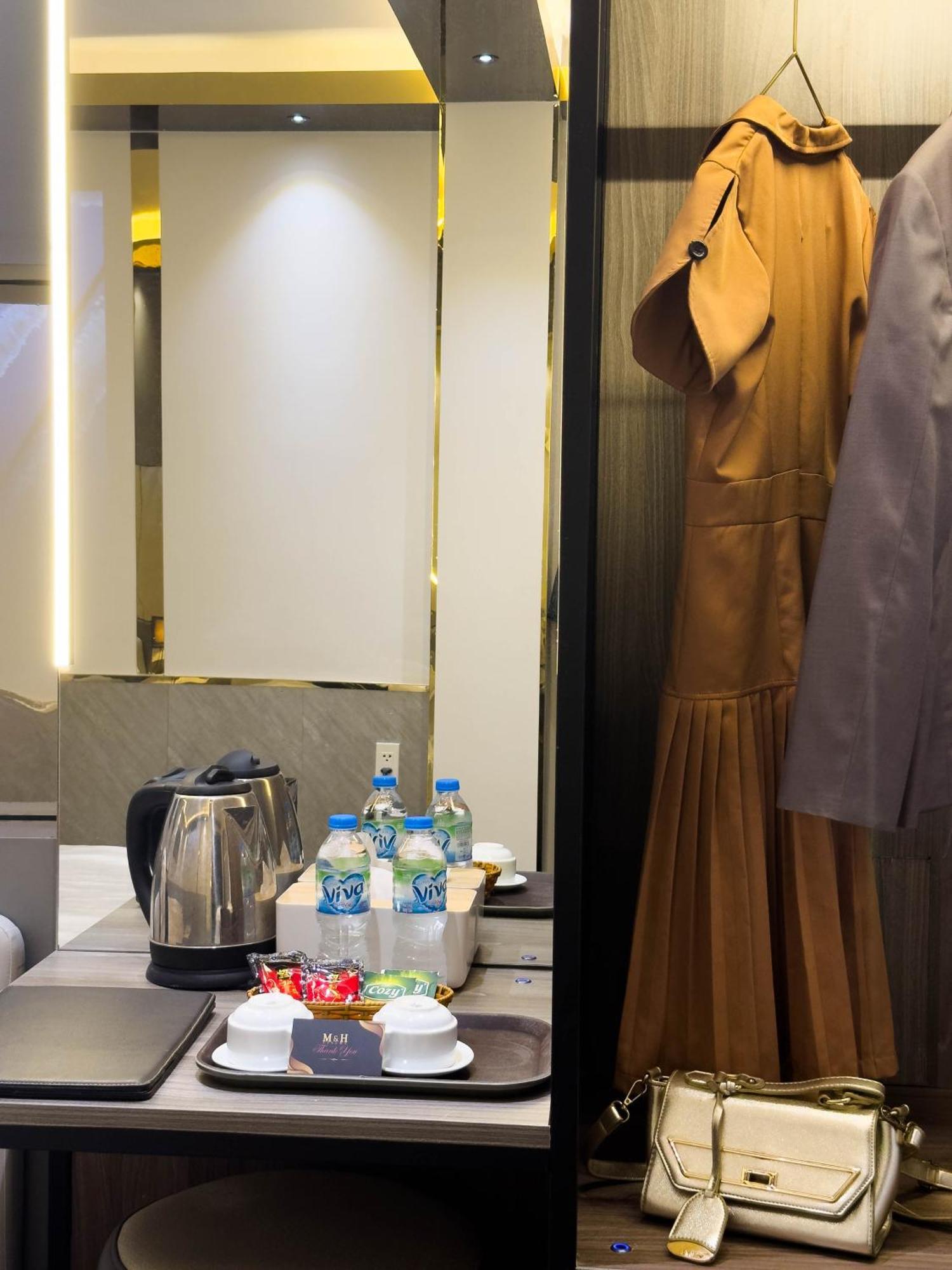 M&H Hotel Ho Chi Minh City Bagian luar foto