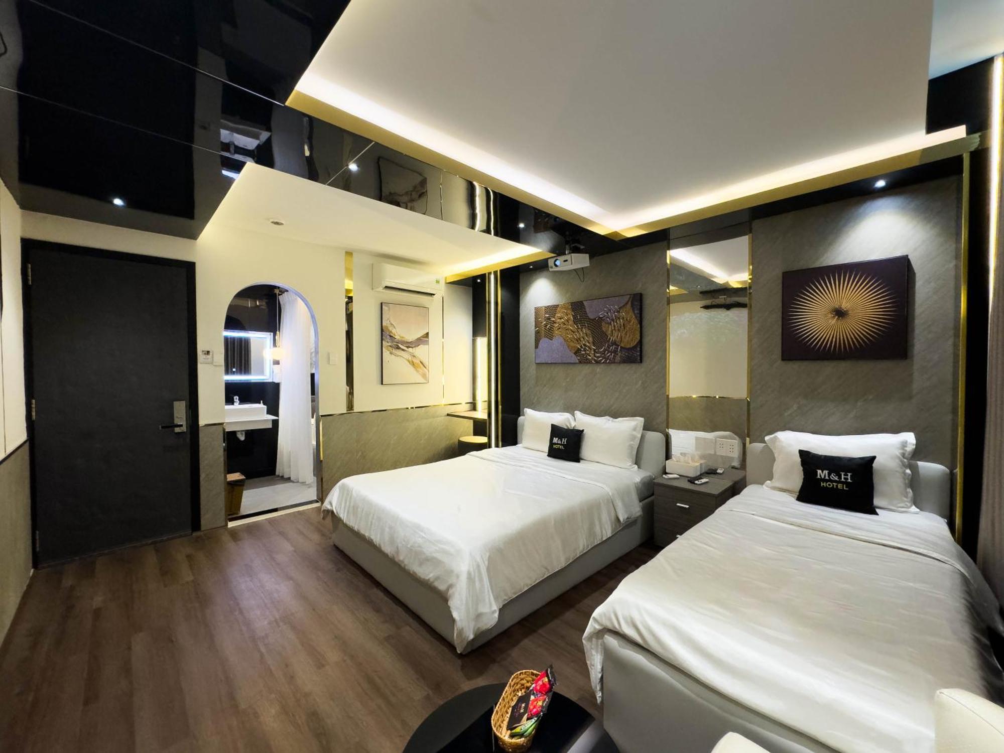 M&H Hotel Ho Chi Minh City Bagian luar foto